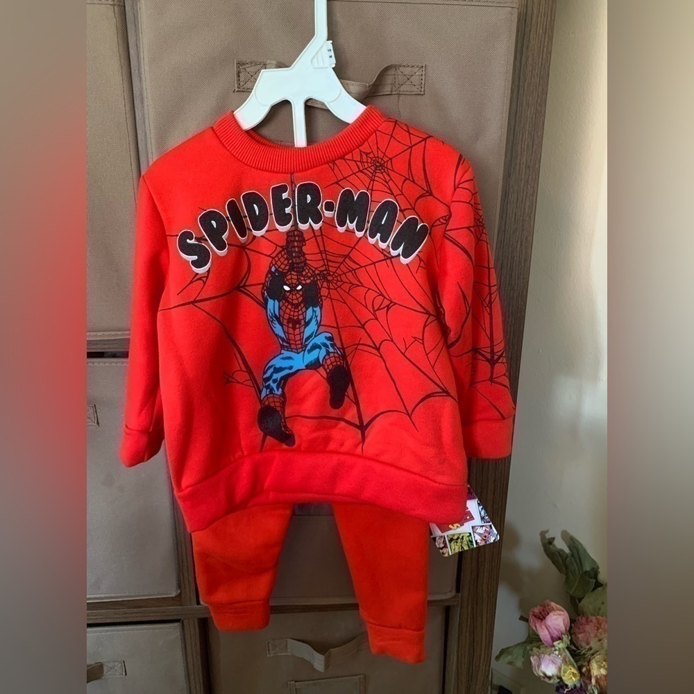 MARVEL Spider Man Comic Sweatshirt Jogger Pajama Set Fleece Crew Neck NWT - Picture 3 of 10